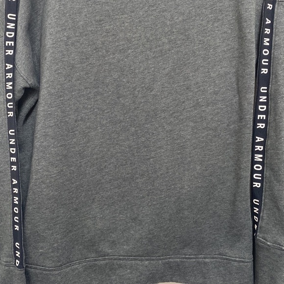 Under Armour Cowl Funnel Neck Grey Front Pocket Fleece Sweater Size Small - Picture 8 of 12